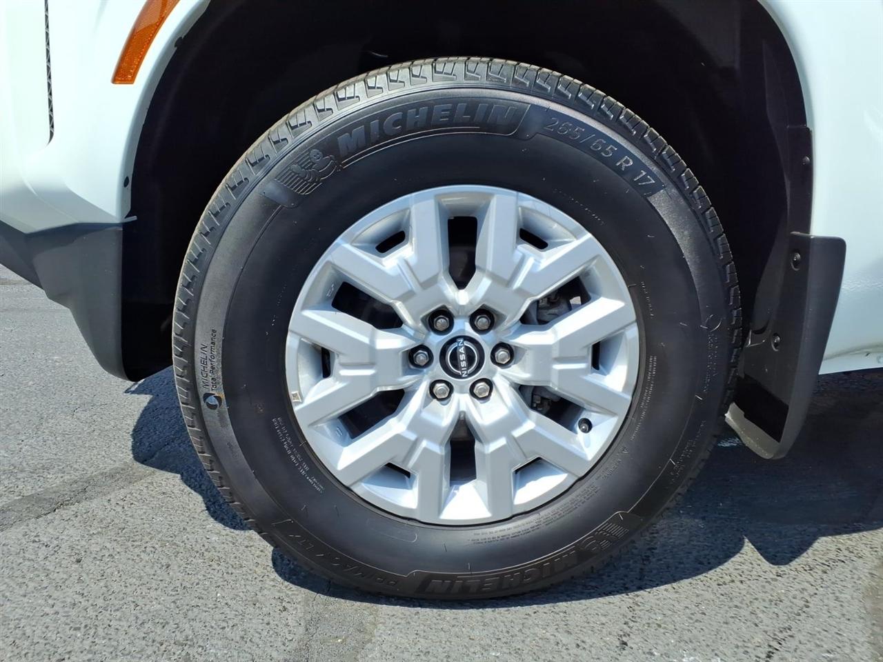 Nissan Frontier King Cab 4x4 SV Auto 2023
