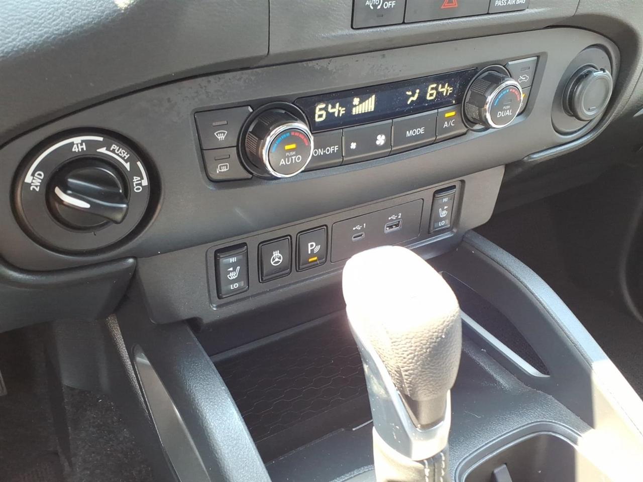 Nissan Frontier King Cab 4x4 SV Auto 2023