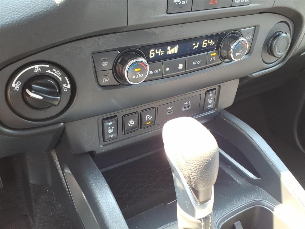 Nissan Frontier King Cab 4x4 SV Auto 2023