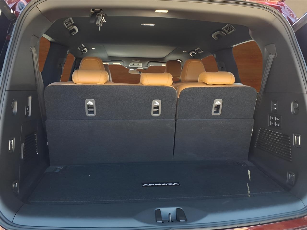 Nissan Armada 4x4 Platinum Reserve 2025