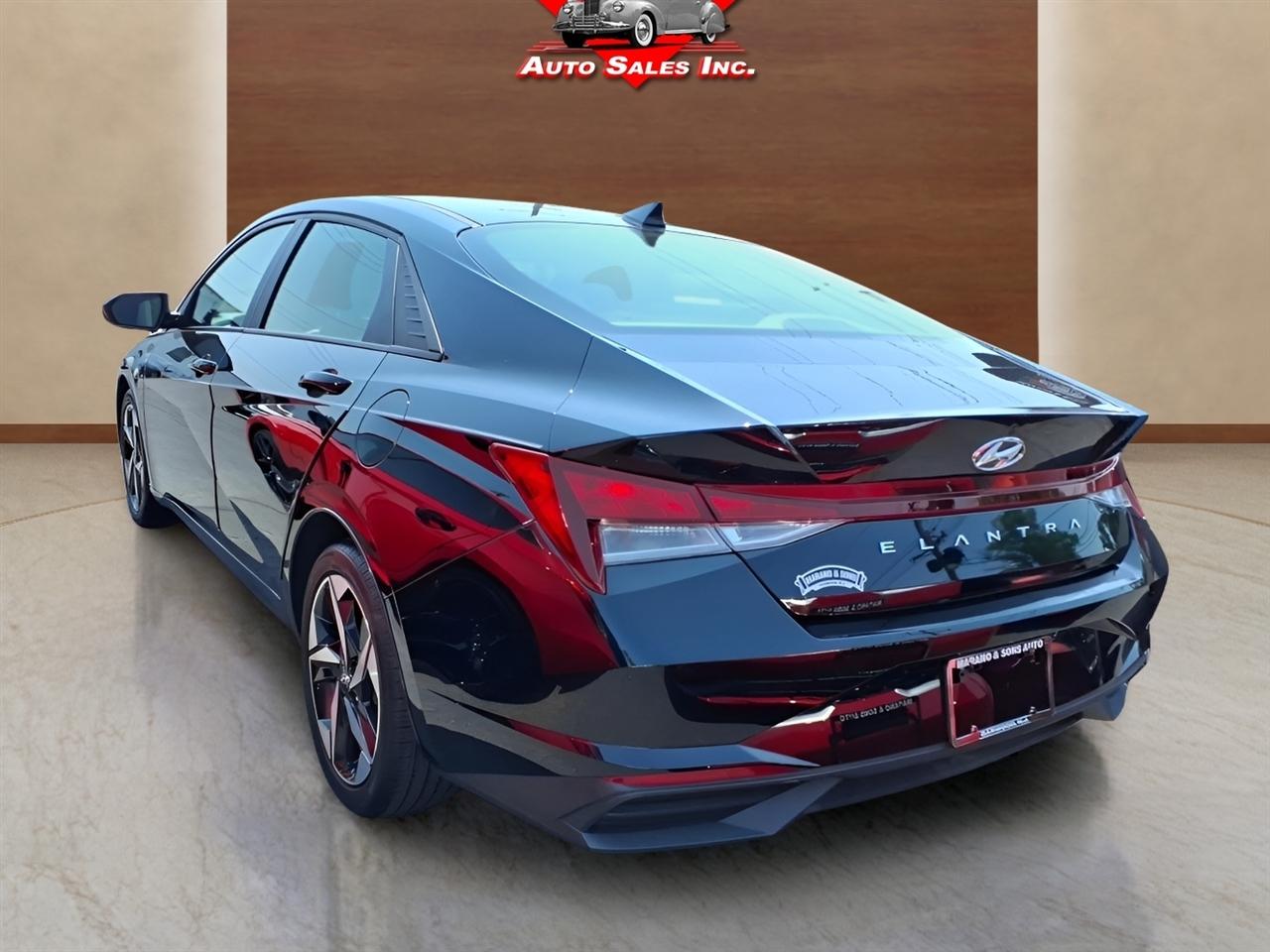Hyundai Elantra SEL IVT 2023