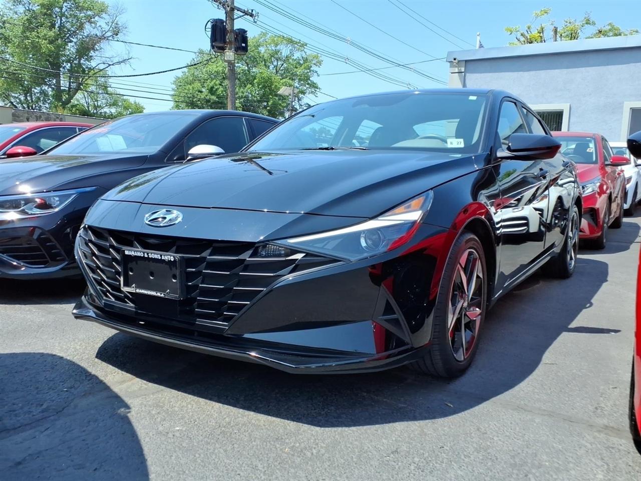 2023 Hyundai Elantra SEL IVT