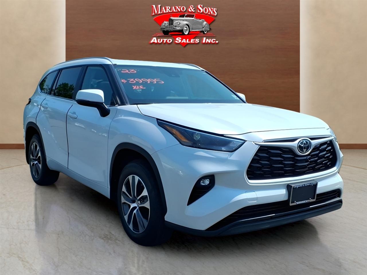 Toyota Highlander Platinum AWD (Natl) 2023