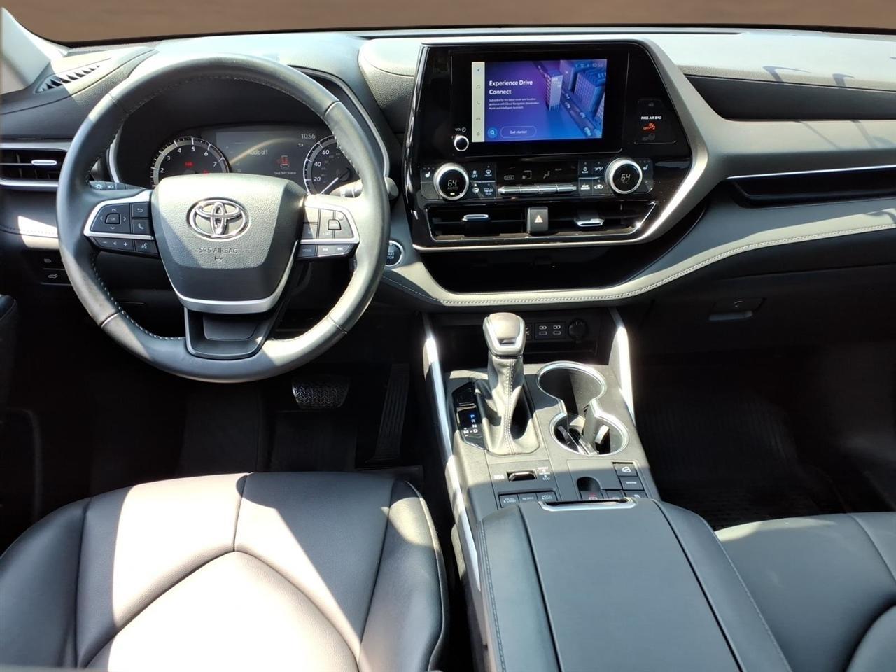 Toyota Highlander Platinum AWD (Natl) 2023