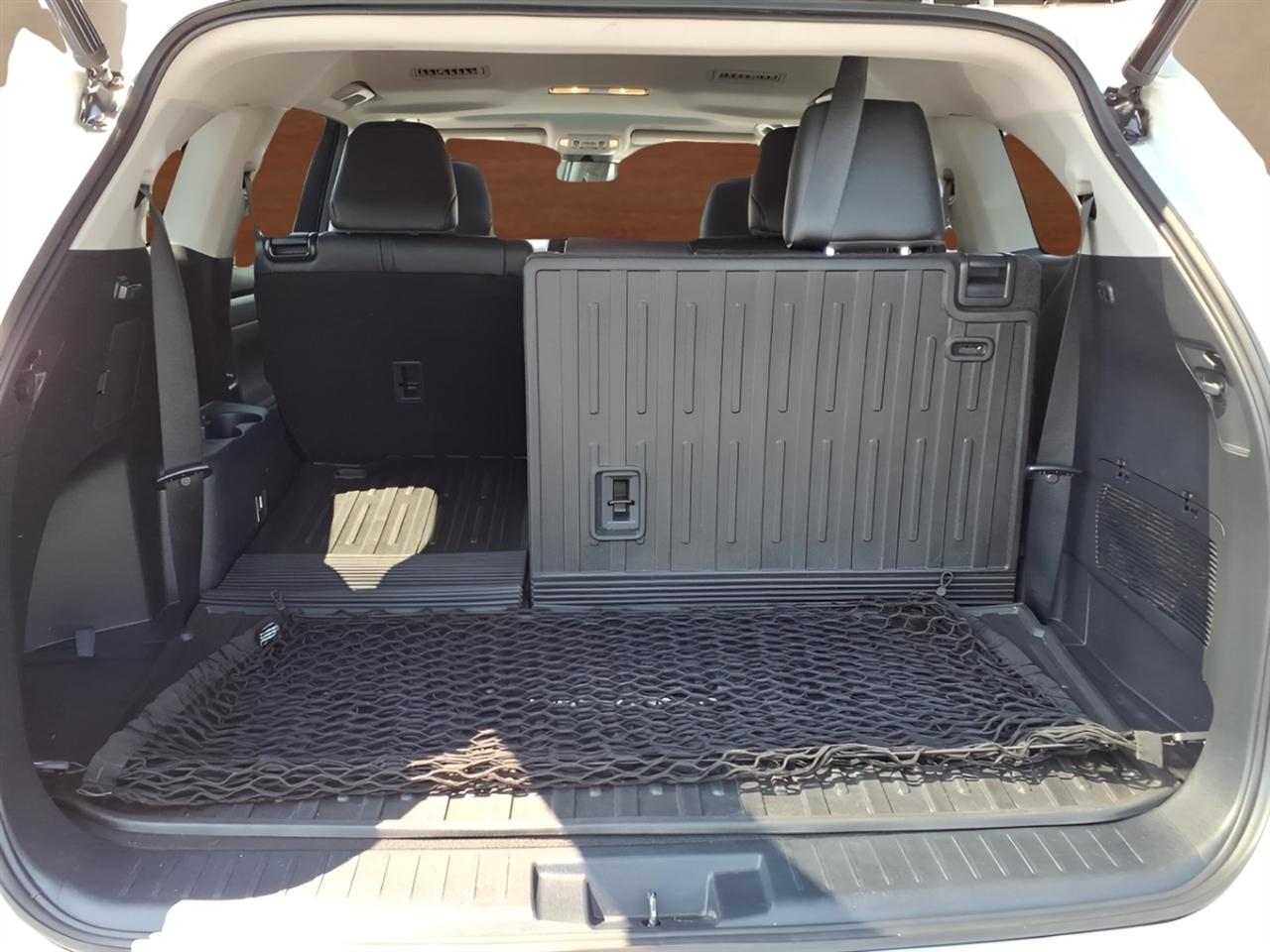 Toyota Highlander Platinum AWD (Natl) 2023