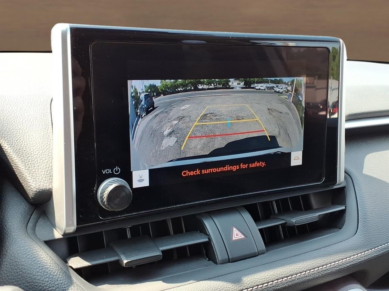 Toyota RAV4 Hybrid XLE AWD (Natl) 2023