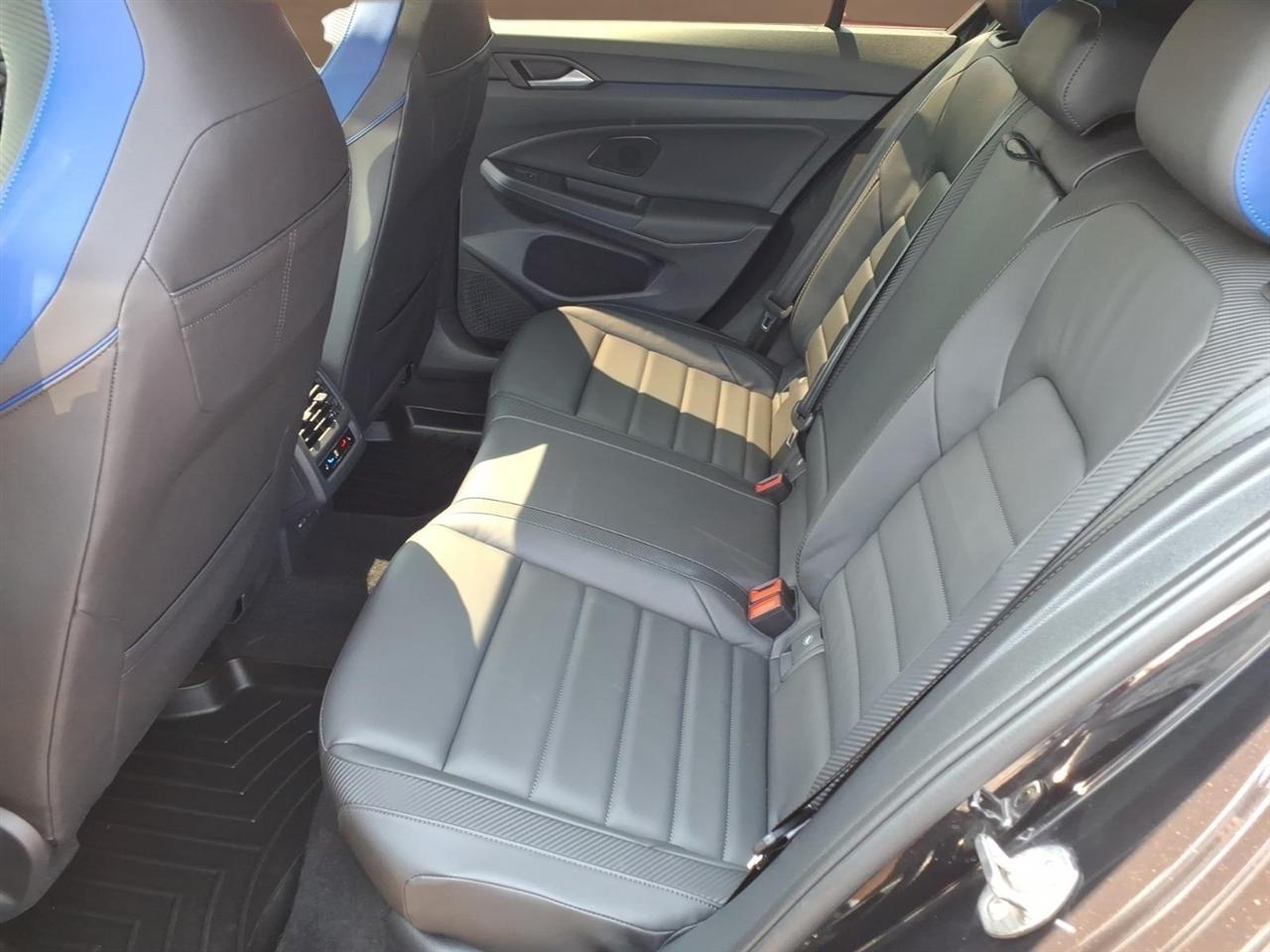 Volkswagen Golf R 2.0T DSG 2023