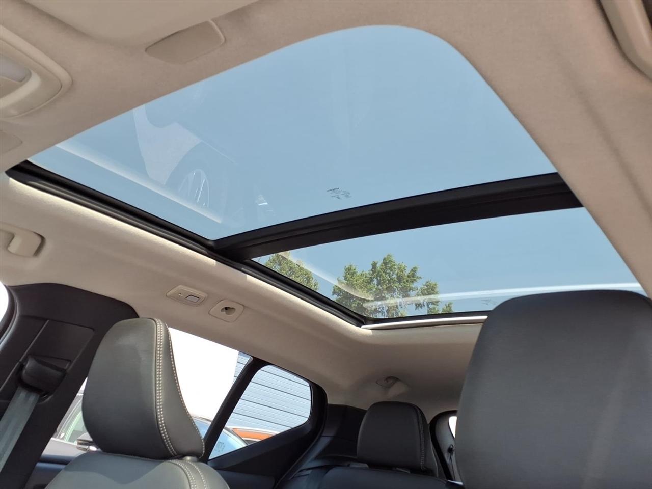 Volvo XC40 B5 AWD Plus 2026