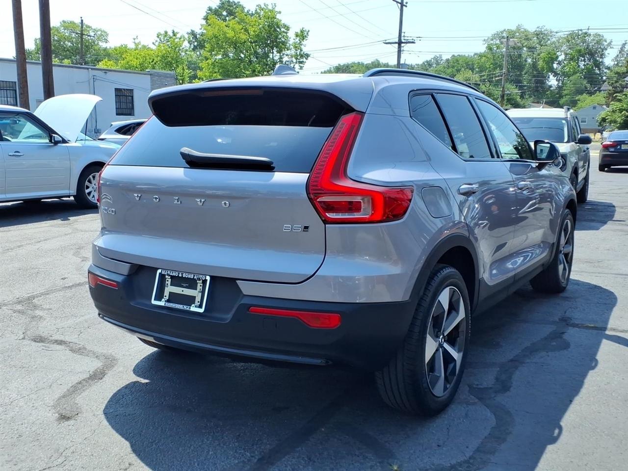 Volvo XC40 B5 AWD Plus 2026