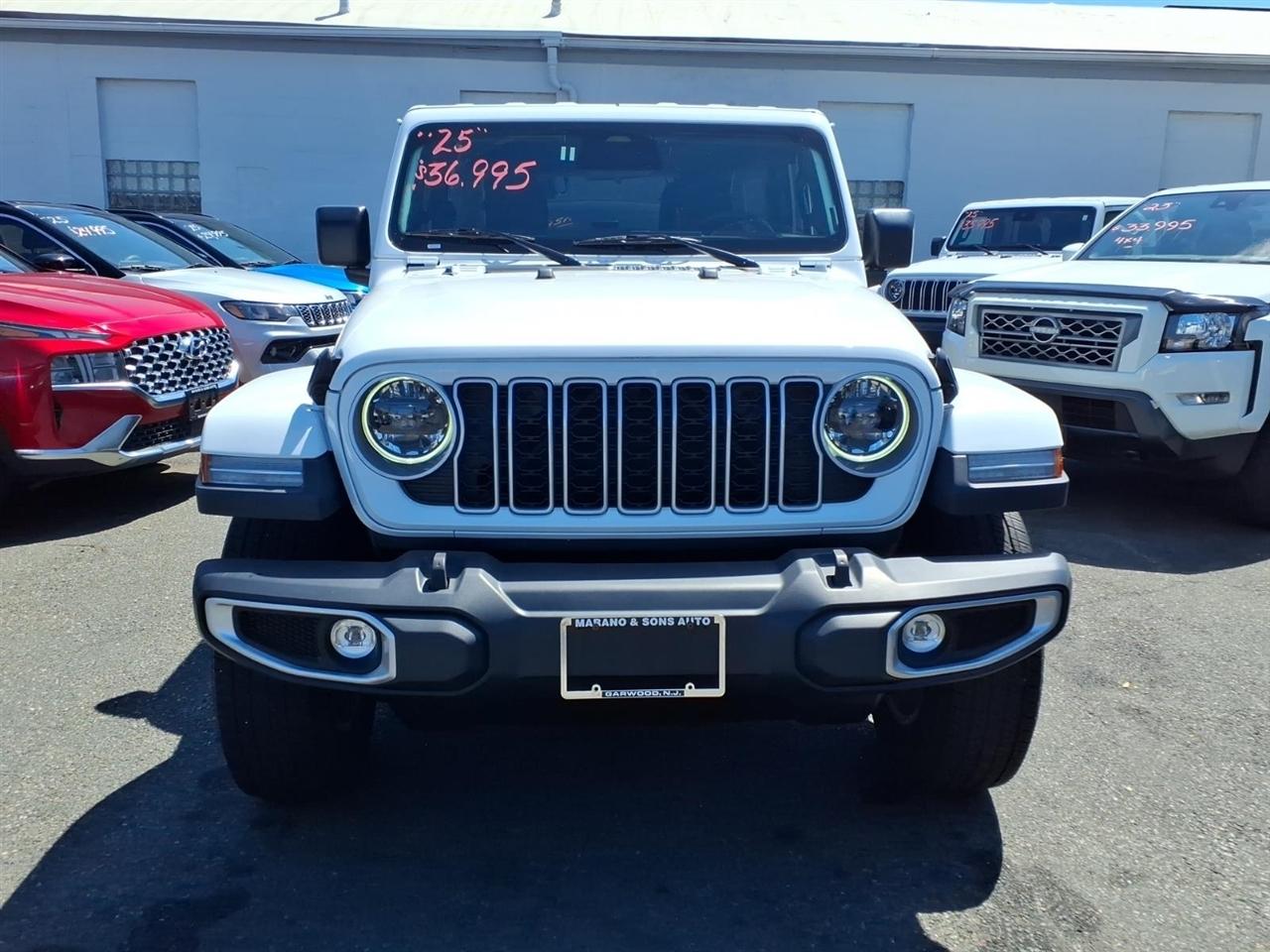Jeep Wrangler Sahara 4 Door 4x4 2025