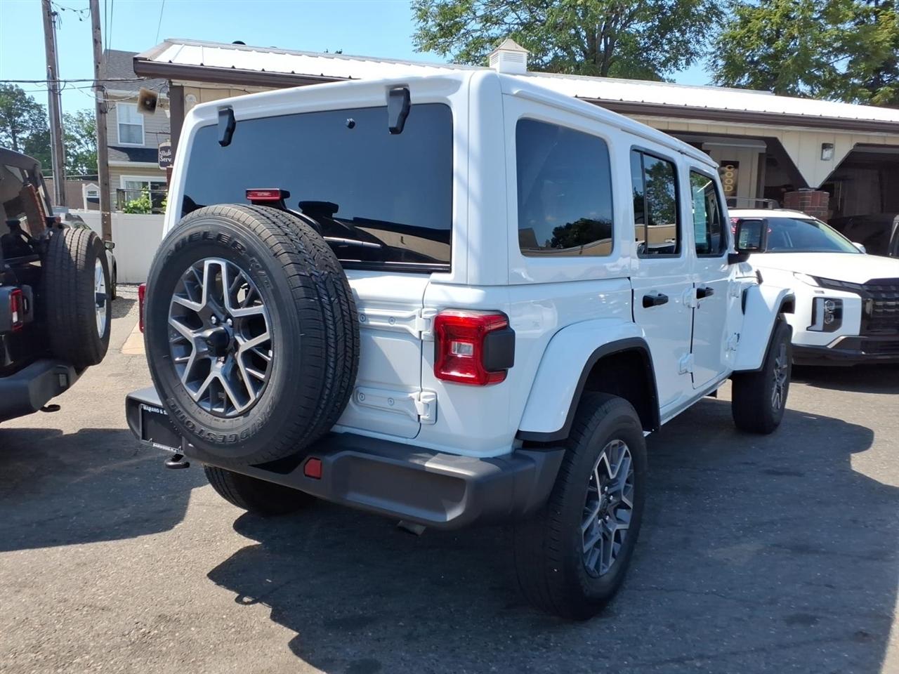 Jeep Wrangler Sahara 4 Door 4x4 2025