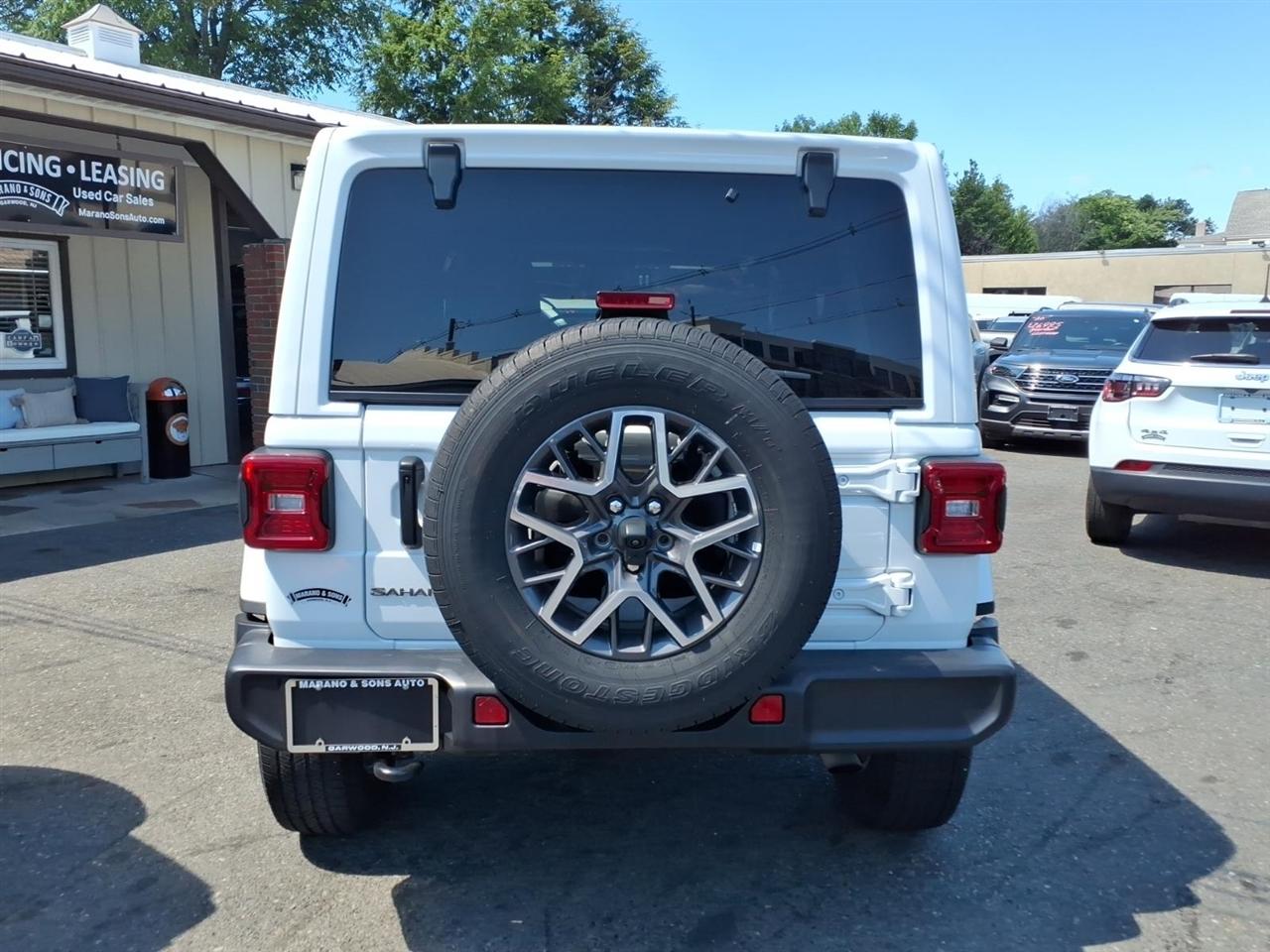 Jeep Wrangler Sahara 4 Door 4x4 2025