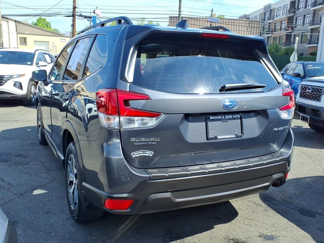 Subaru Forester Premium AWD 2024