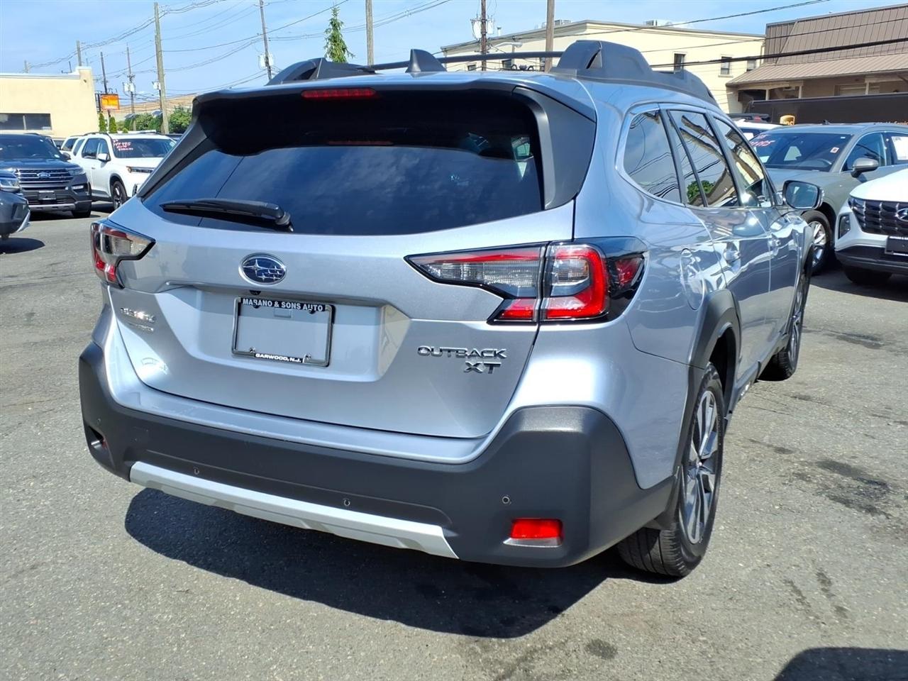 Subaru Outback Limited XT CVT 2023