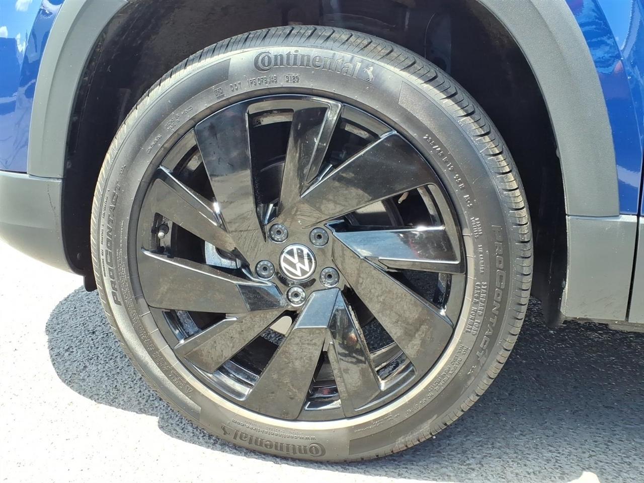 Volkswagen Taos SEL 4MOTION 2024