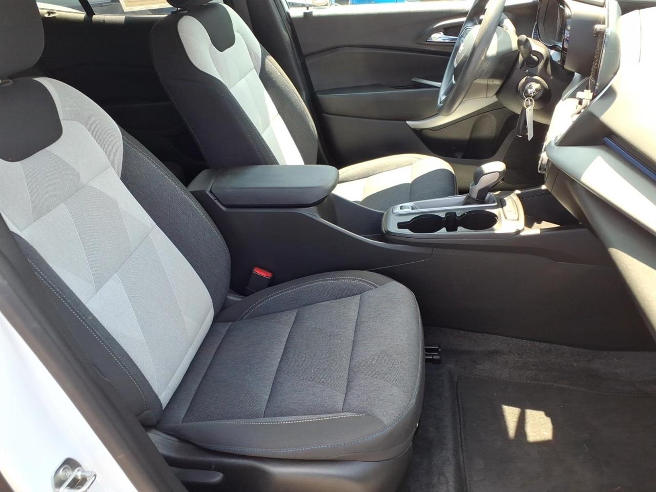 Chevrolet Trax FWD 4dr LS 2024