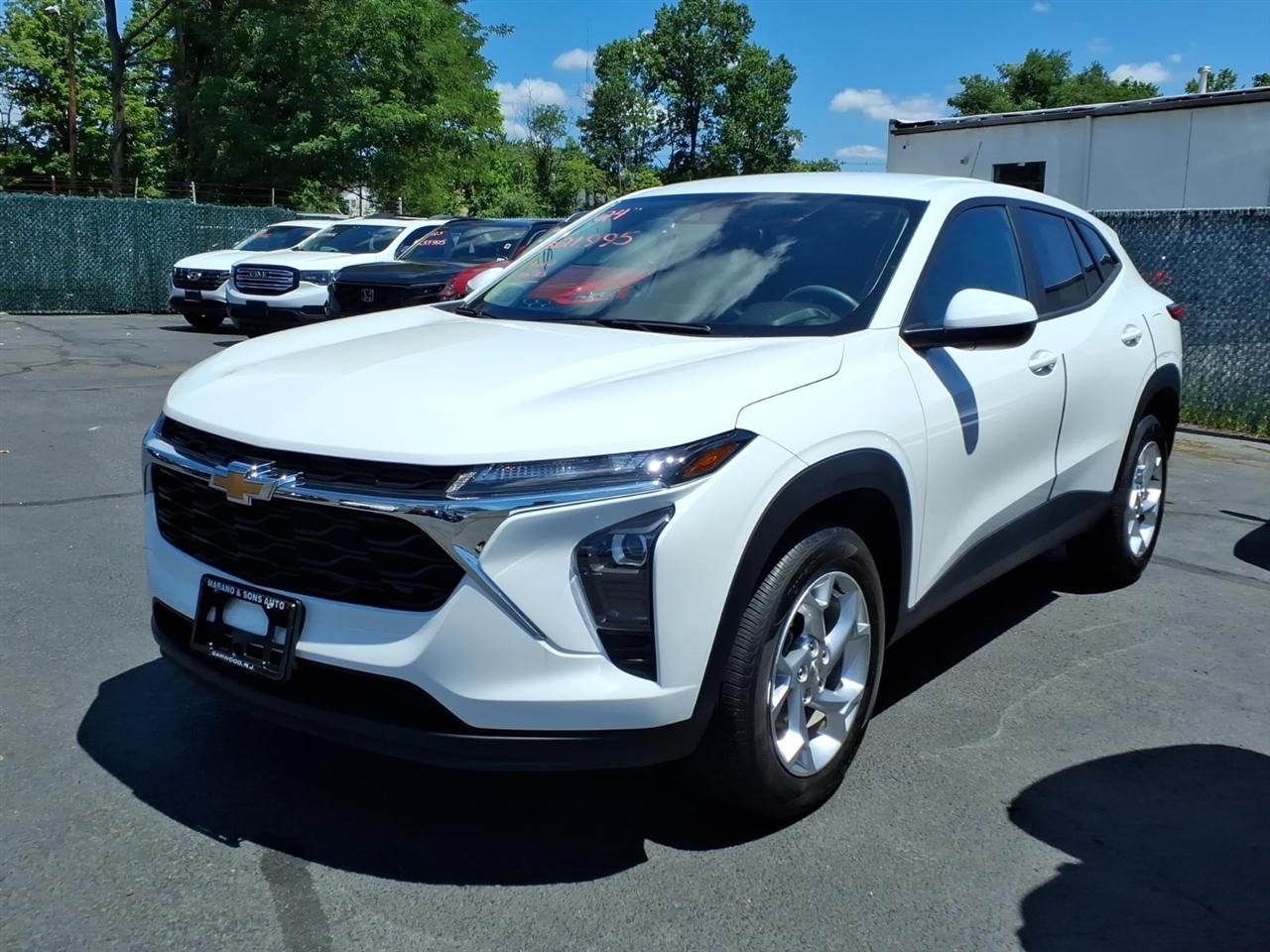 2024 Chevrolet Trax FWD 4dr LS