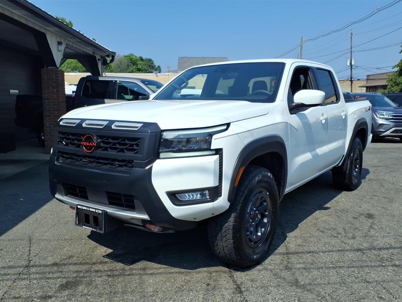Nissan Frontier Crew Cab 4x4 PRO-4X 2026