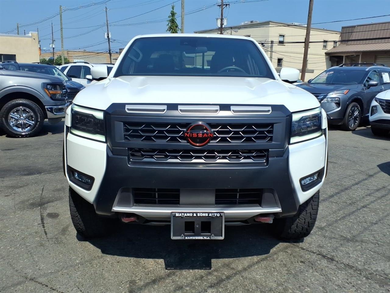 Nissan Frontier Crew Cab 4x4 PRO-4X 2026