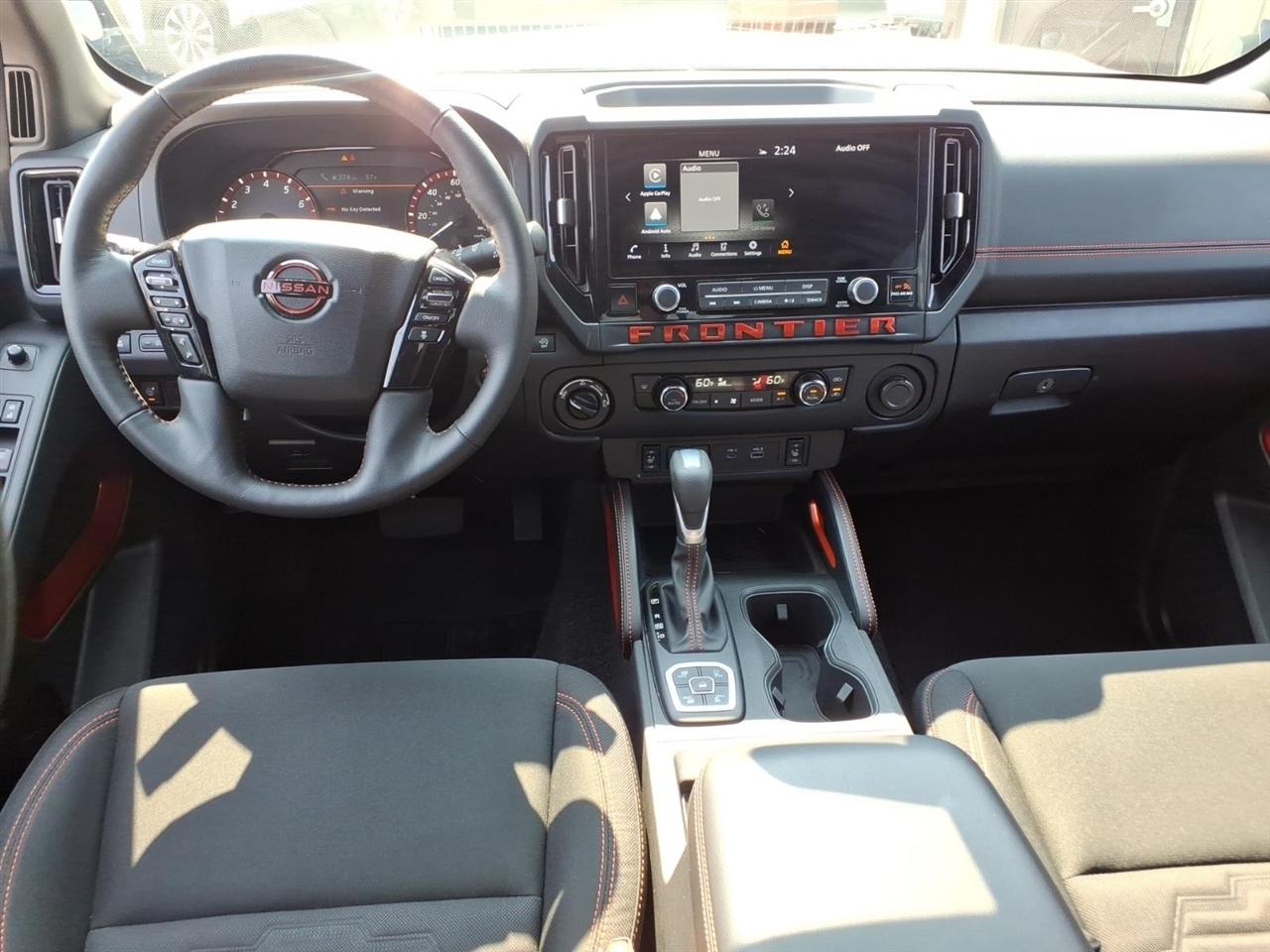 Nissan Frontier Crew Cab 4x4 PRO-4X 2026