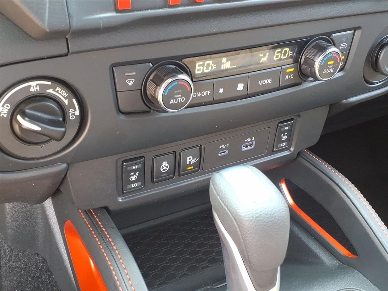 Nissan Frontier Crew Cab 4x4 PRO-4X 2026