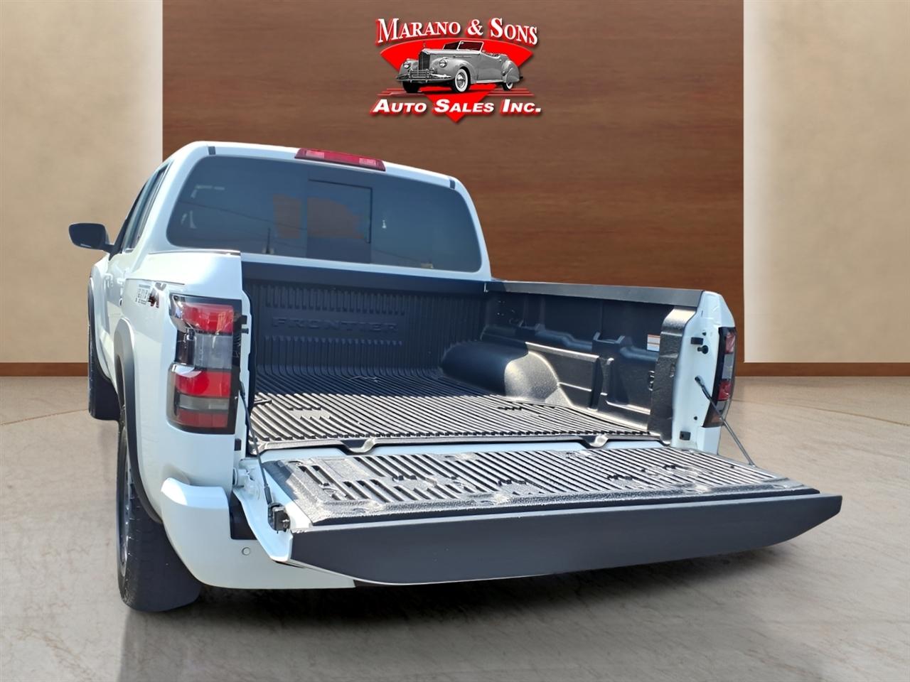 Nissan Frontier Crew Cab 4x4 PRO-4X 2026