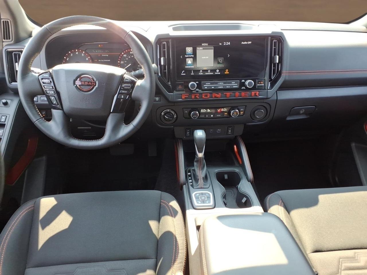 Nissan Frontier Crew Cab 4x4 PRO-4X 2026