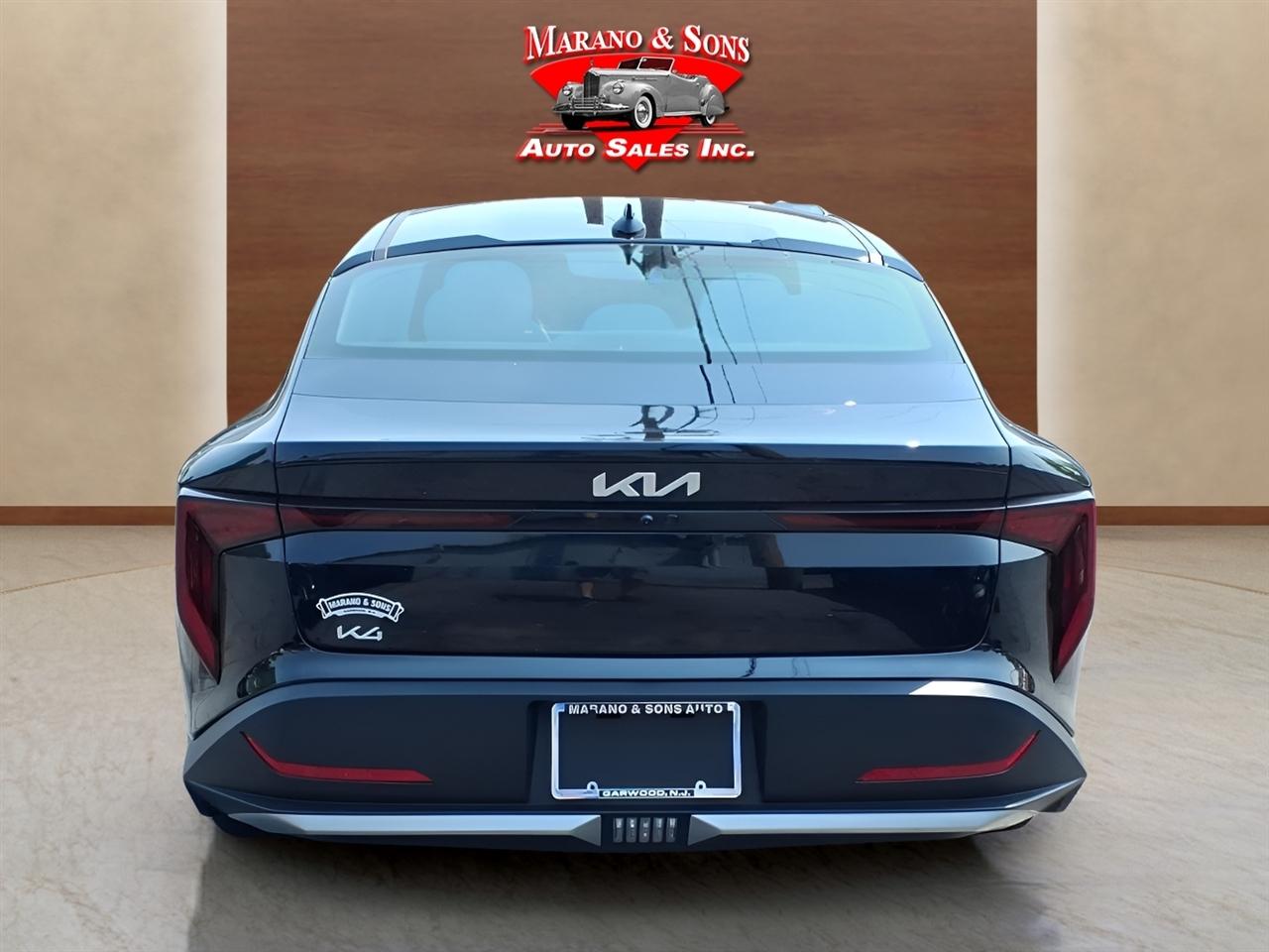 Kia K4 LXS FWD 2025