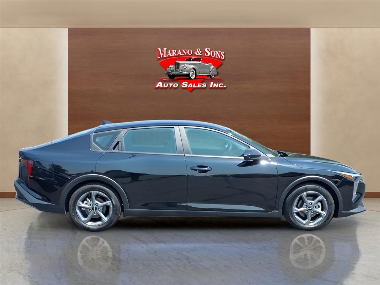 Kia K4 LXS FWD 2025