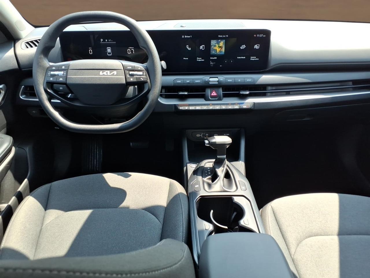 Kia K4 LXS FWD 2025