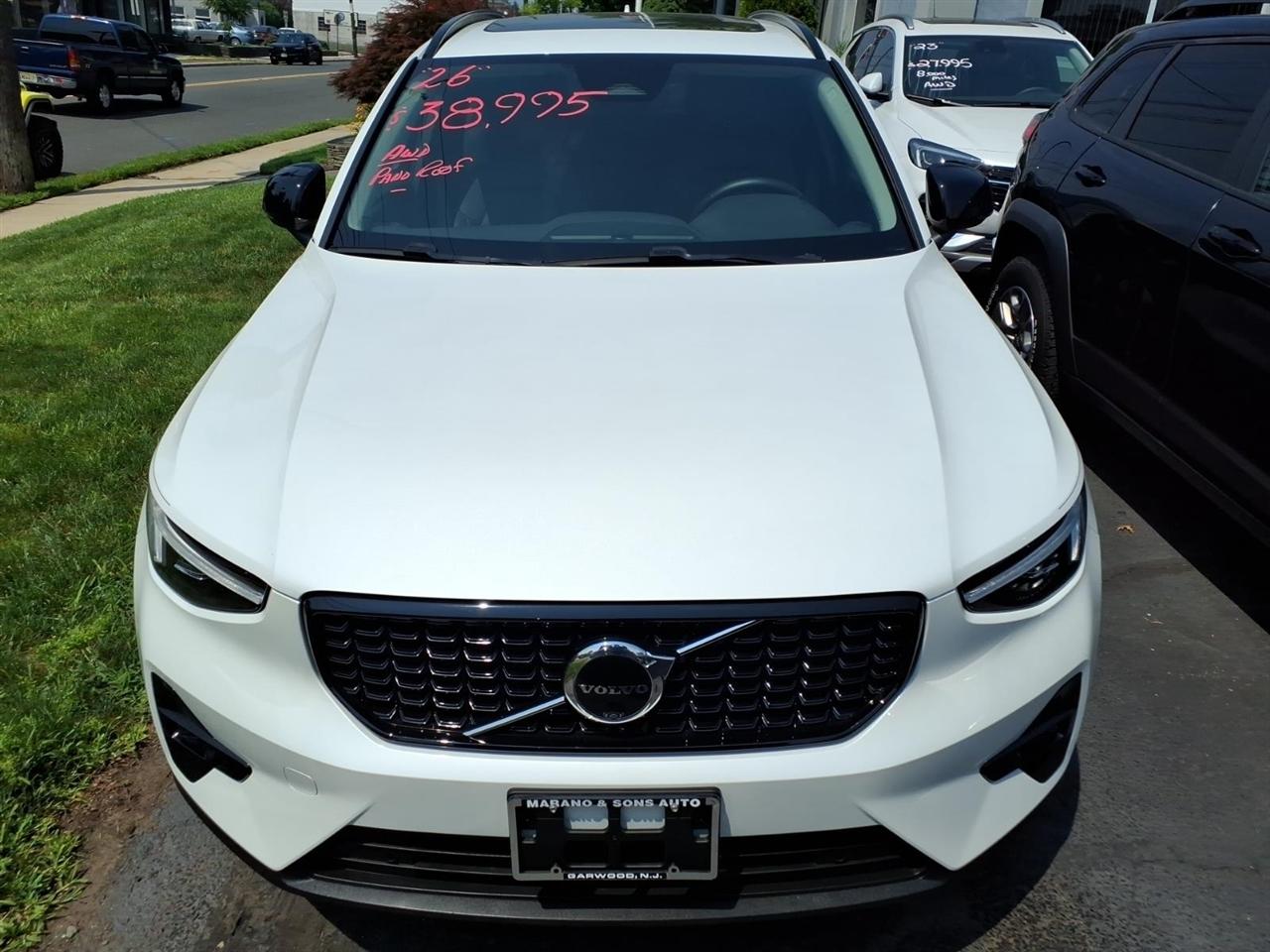 Volvo XC40 B5 AWD Plus 2026
