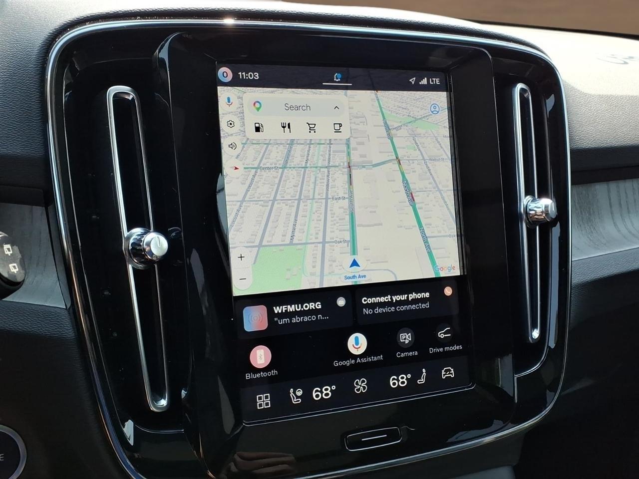 Volvo XC40 B5 AWD Plus 2026