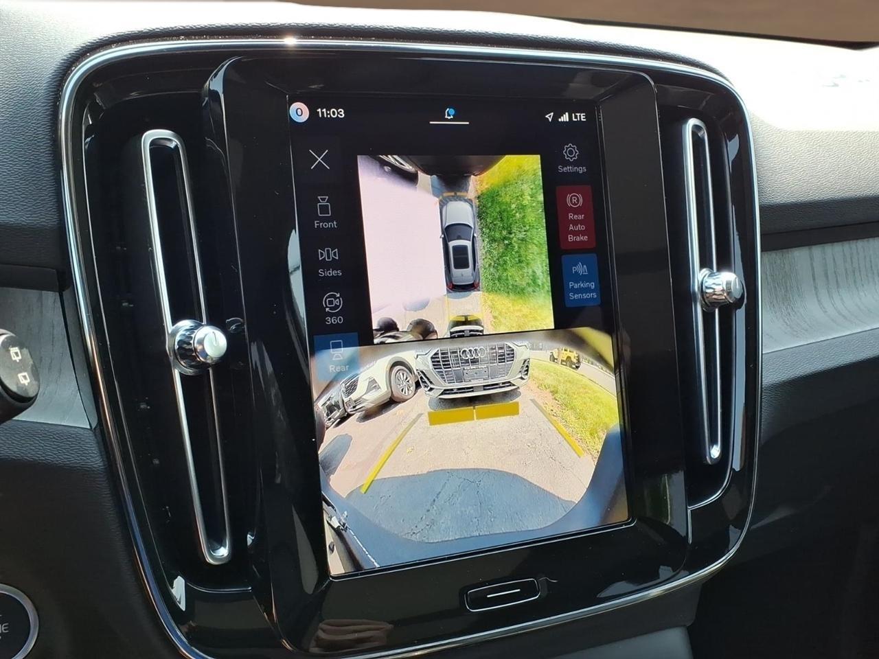 Volvo XC40 B5 AWD Plus 2026
