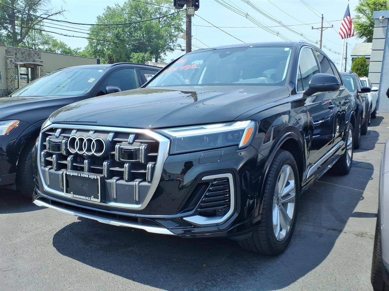 2025 Audi Q7 Premium Plus 45 TFSI quattro