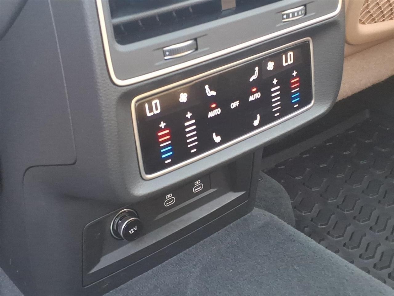 Audi Q7 Premium Plus 45 TFSI quattro 2025