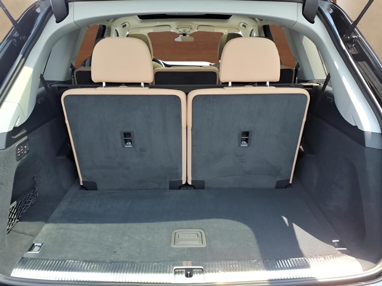 Audi Q7 Premium Plus 45 TFSI quattro 2025
