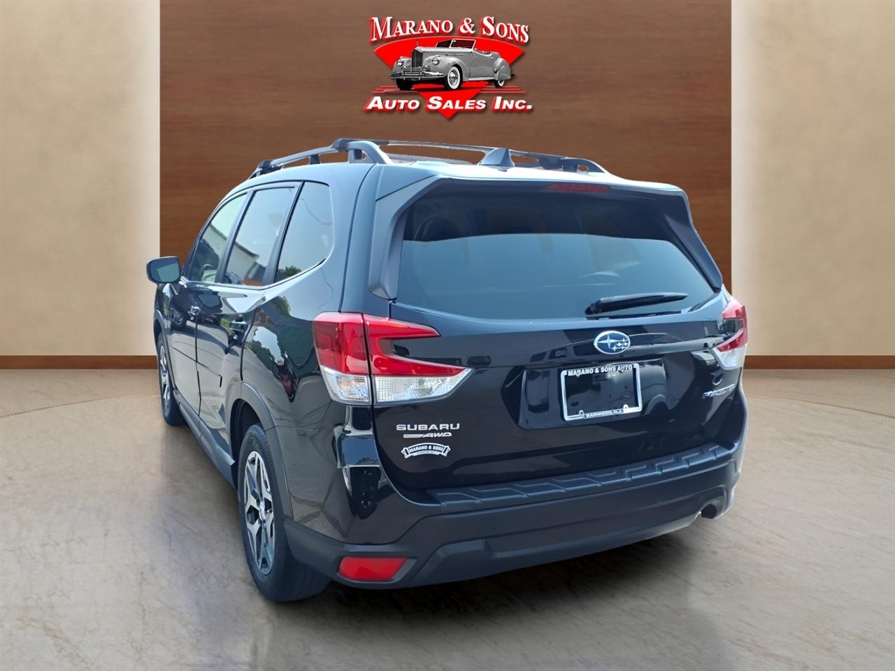 Subaru Forester Premium CVT 2023