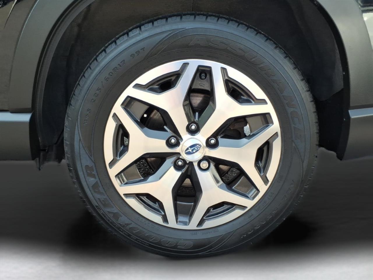 Subaru Forester Premium CVT 2023