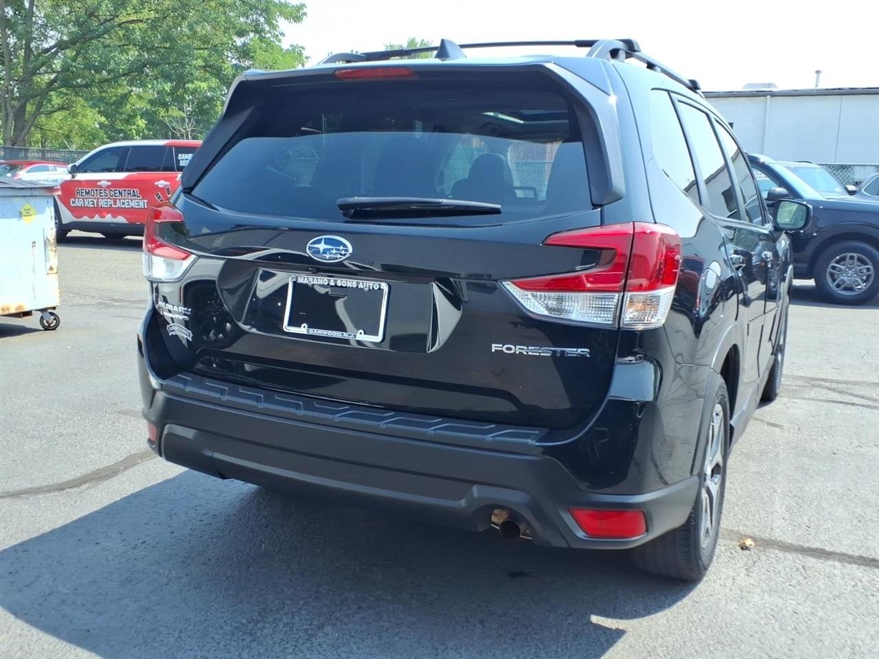 Subaru Forester Premium CVT 2023