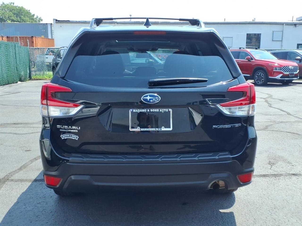 Subaru Forester Premium CVT 2023