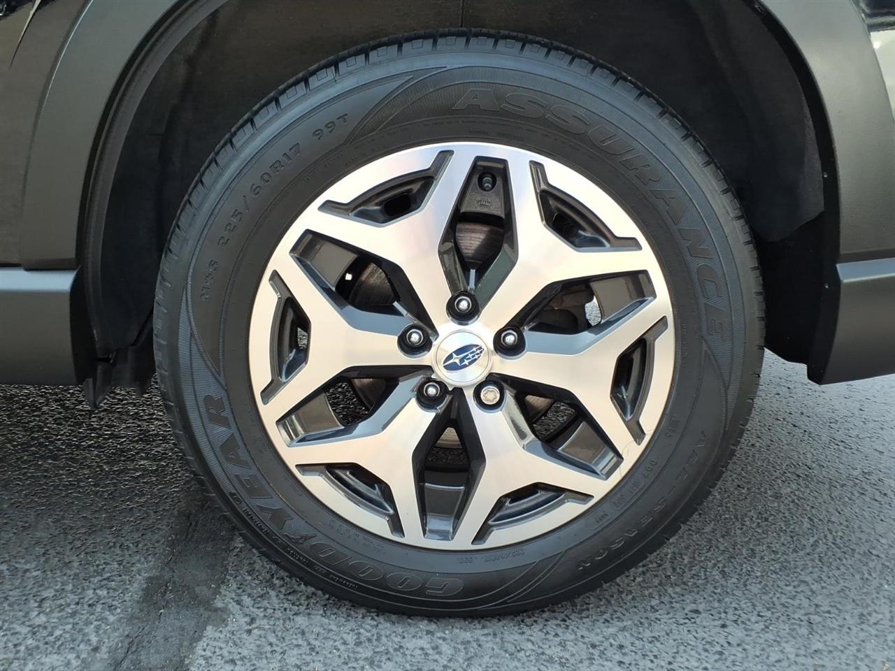 Subaru Forester Premium CVT 2023