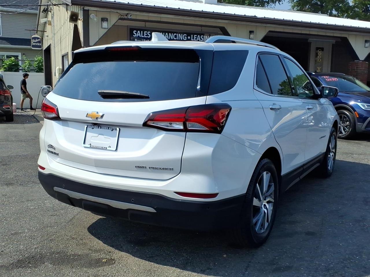 Chevrolet Equinox AWD 4dr Premier 2024