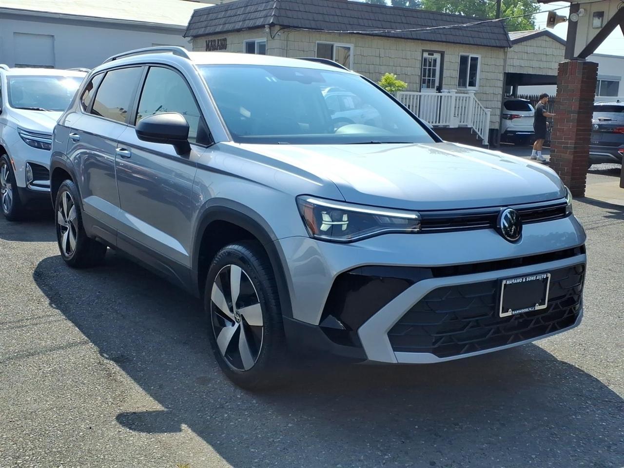 Volkswagen Taos S 4MOTION 2025
