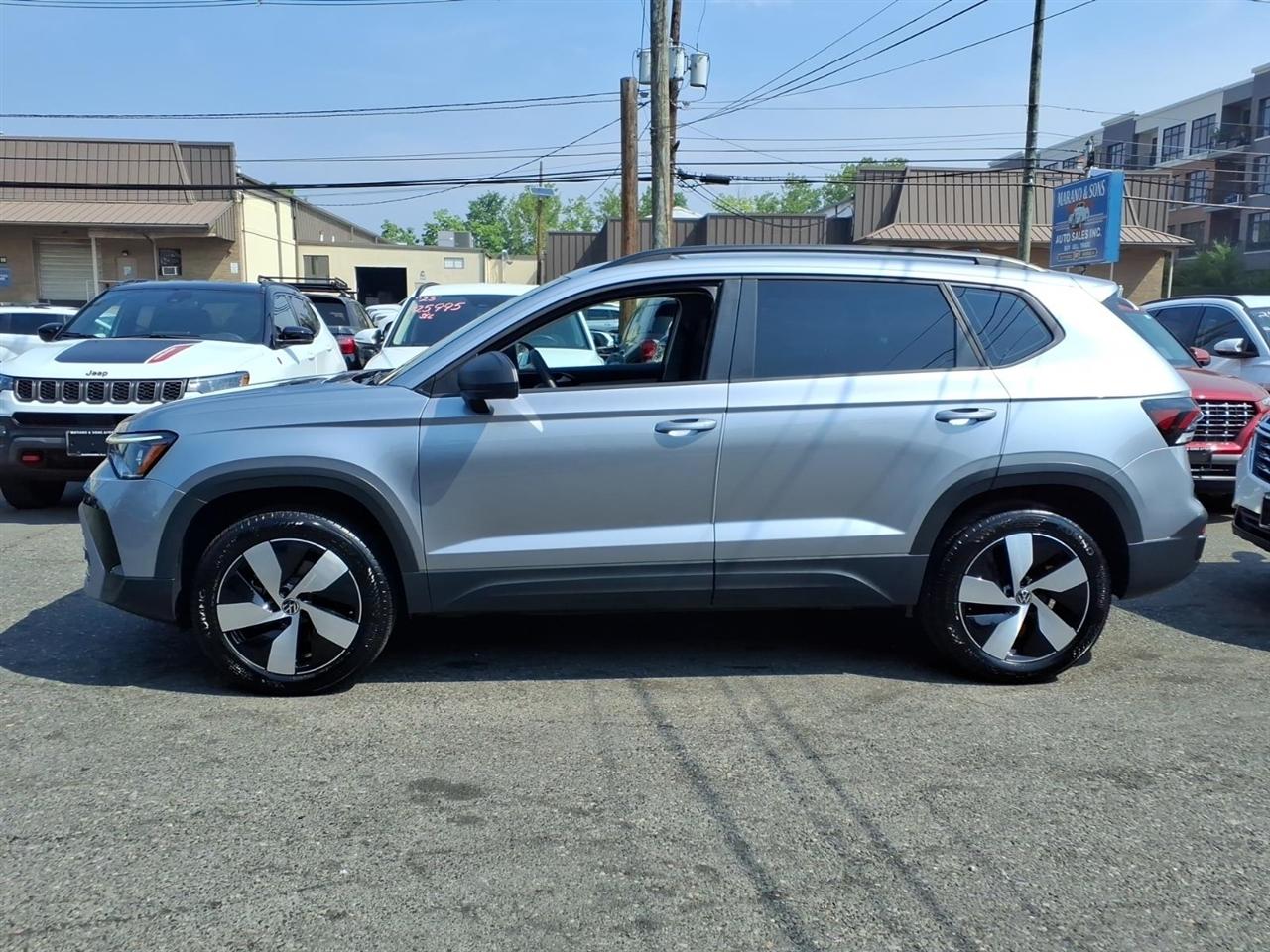 Volkswagen Taos S 4MOTION 2025