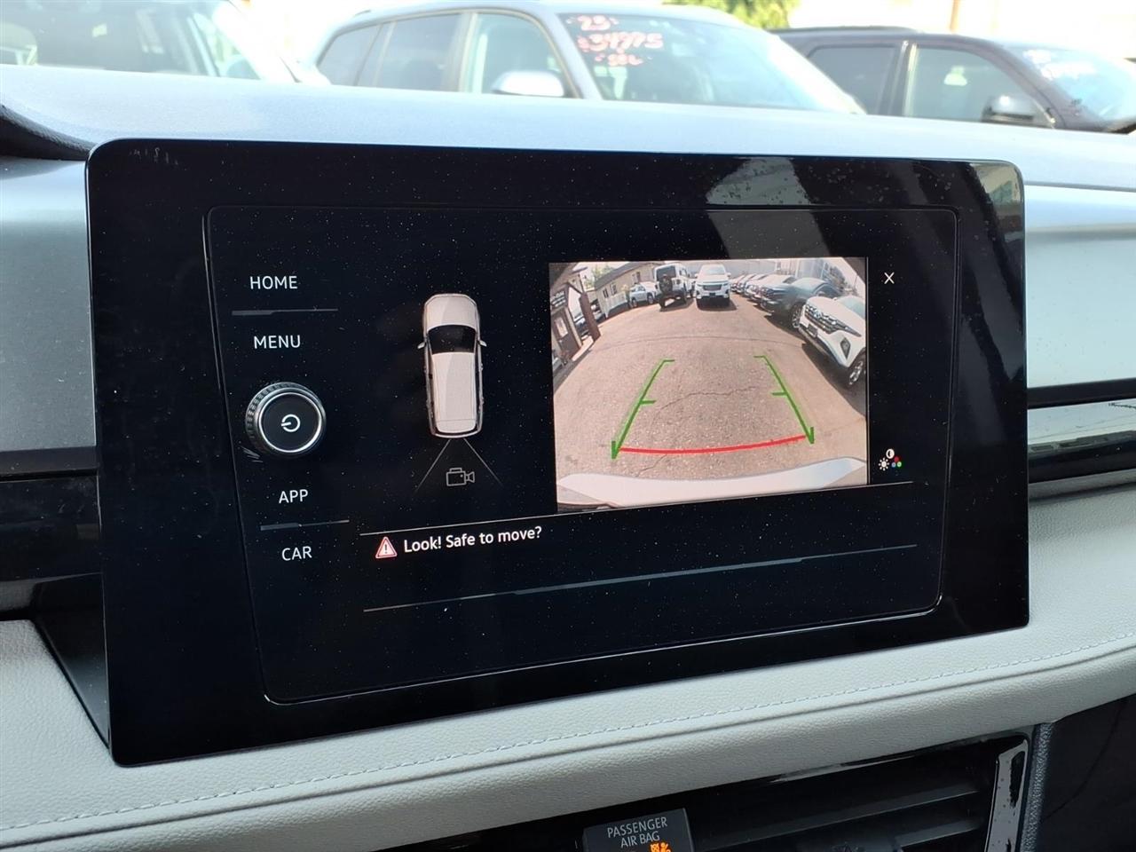 Volkswagen Taos S 4MOTION 2025