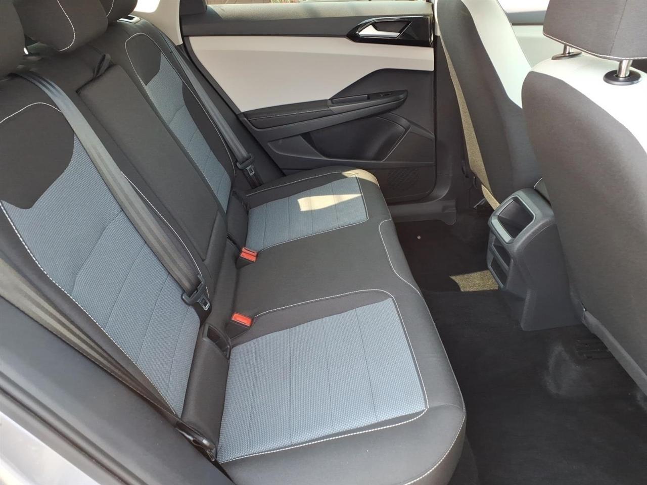 Volkswagen Taos S 4MOTION 2025