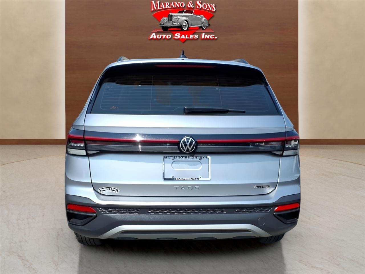 Volkswagen Taos S 4MOTION 2025