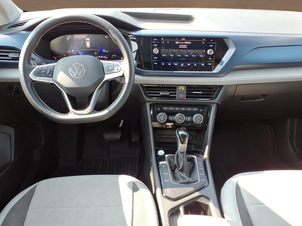 Volkswagen Taos SE FWD 2024