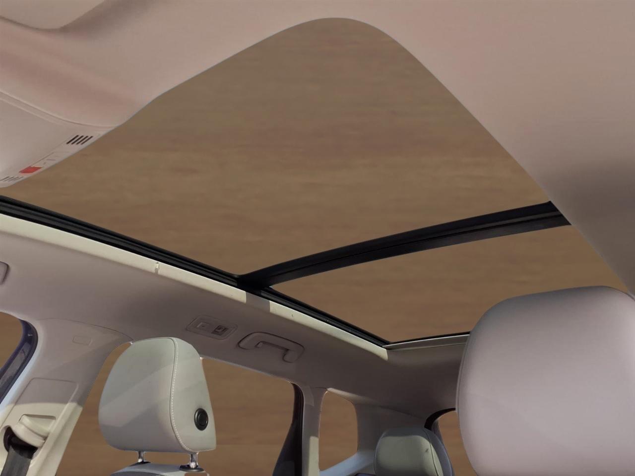 Volkswagen Taos SE FWD 2024