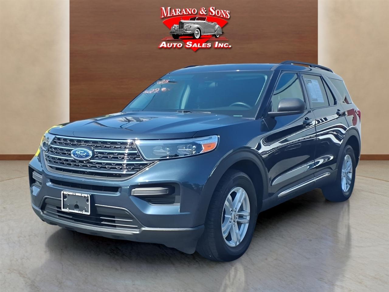 2023 Ford Explorer XLT 4WD